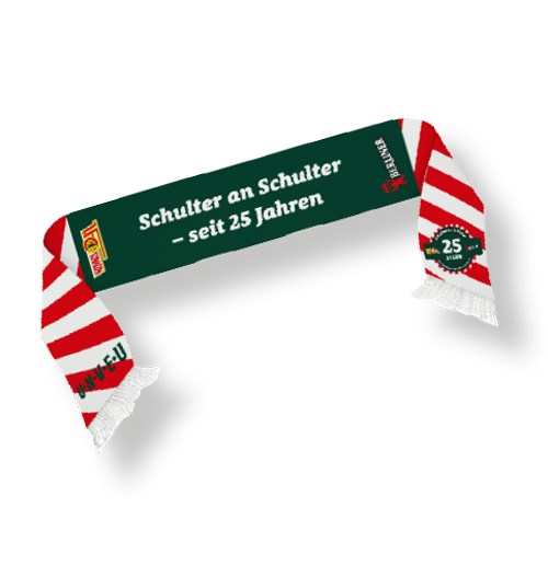 EIn Berliner Pilsner Fan Schal, mit der Aufschrift Schulter an Schulter seit 25 Jahren.