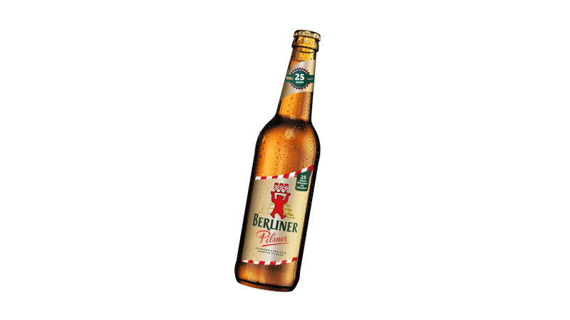 Die Berliner Pilsner Flasche als Trophäe mit einem 25 Jahre Logo